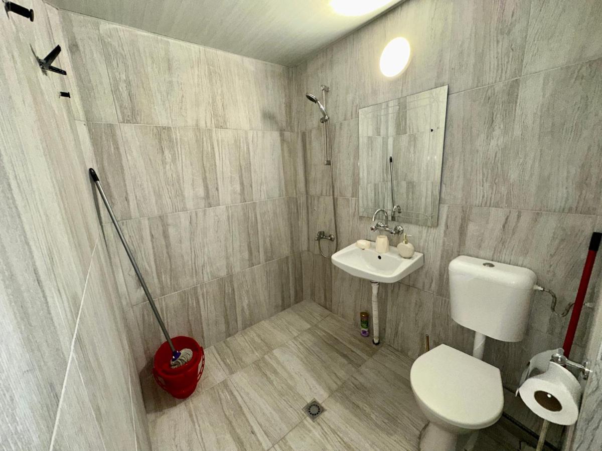 The Orchid, Apartment By Lmg Sofia Bagian luar foto